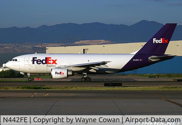 N442FE, 1985 Airbus A310-203 C/N 353, Taxiing