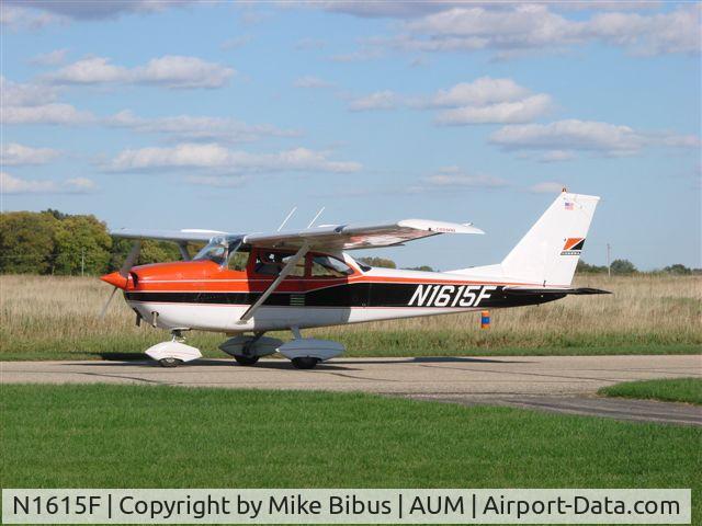 N1615F, 1966 Cessna 172H C/N 17255010, Taxi to ramp at AUM