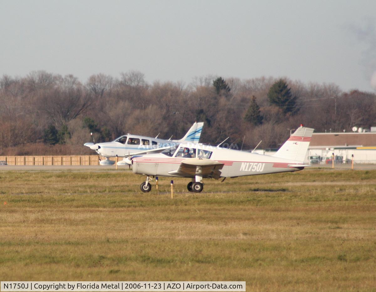 N1750J, 1968 Piper PA-28-140 C/N 28-24169, 1968 Piper