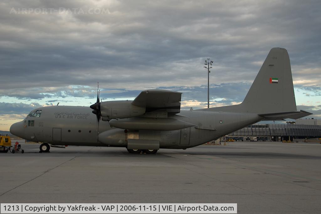1213, 1981 Lockheed C-130H Hercules C/N 382-4879, United Arab Emirates Lockheed C130 Hercules