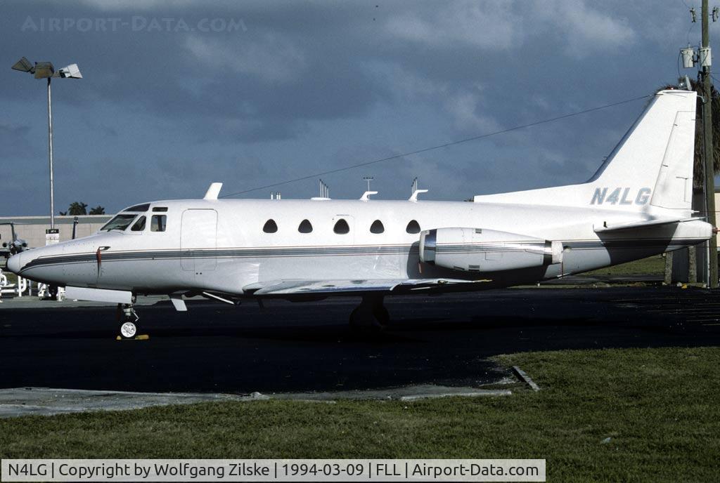 N4LG, 1967 North American NA-265-60 C/N 306-9, visitor