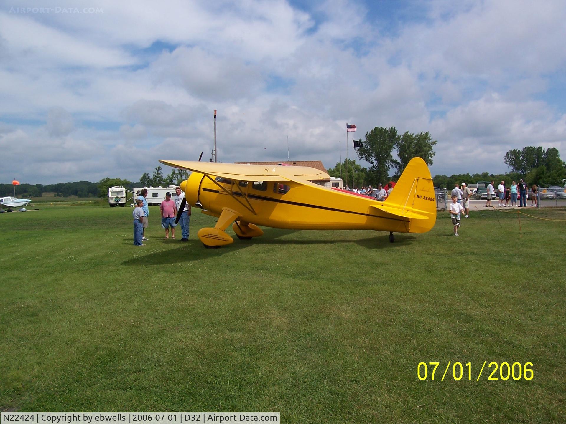 N22424, 1940 Howard Aircraft DGA-15P C/N 523, Starbuck Fly In