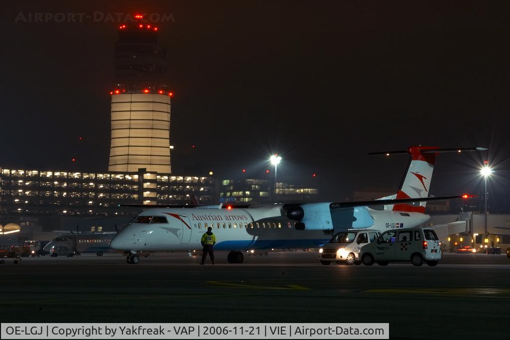 OE-LGJ, 2005 De Havilland Canada DHC-8-402Q Dash 8 C/N 4104, Austrian Arrows