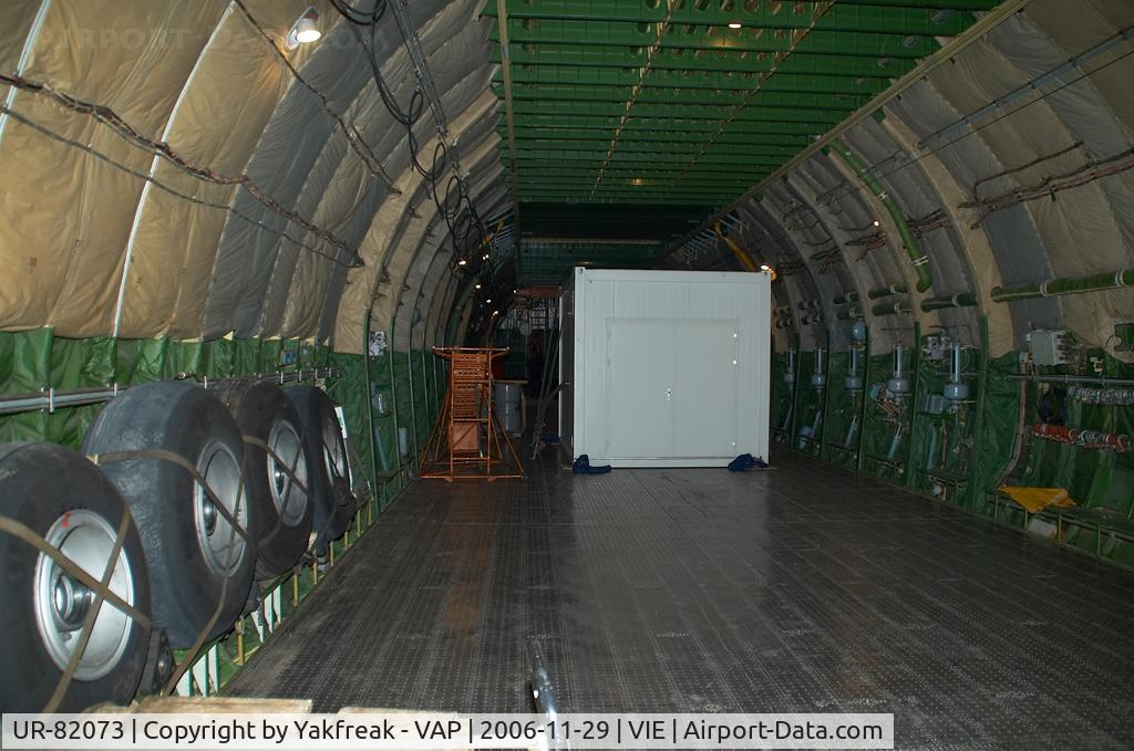 UR-82073, 1994 Antonov An-124-100 Ruslan C/N 9773054359139, Antonov Design Bureau Antonov 124