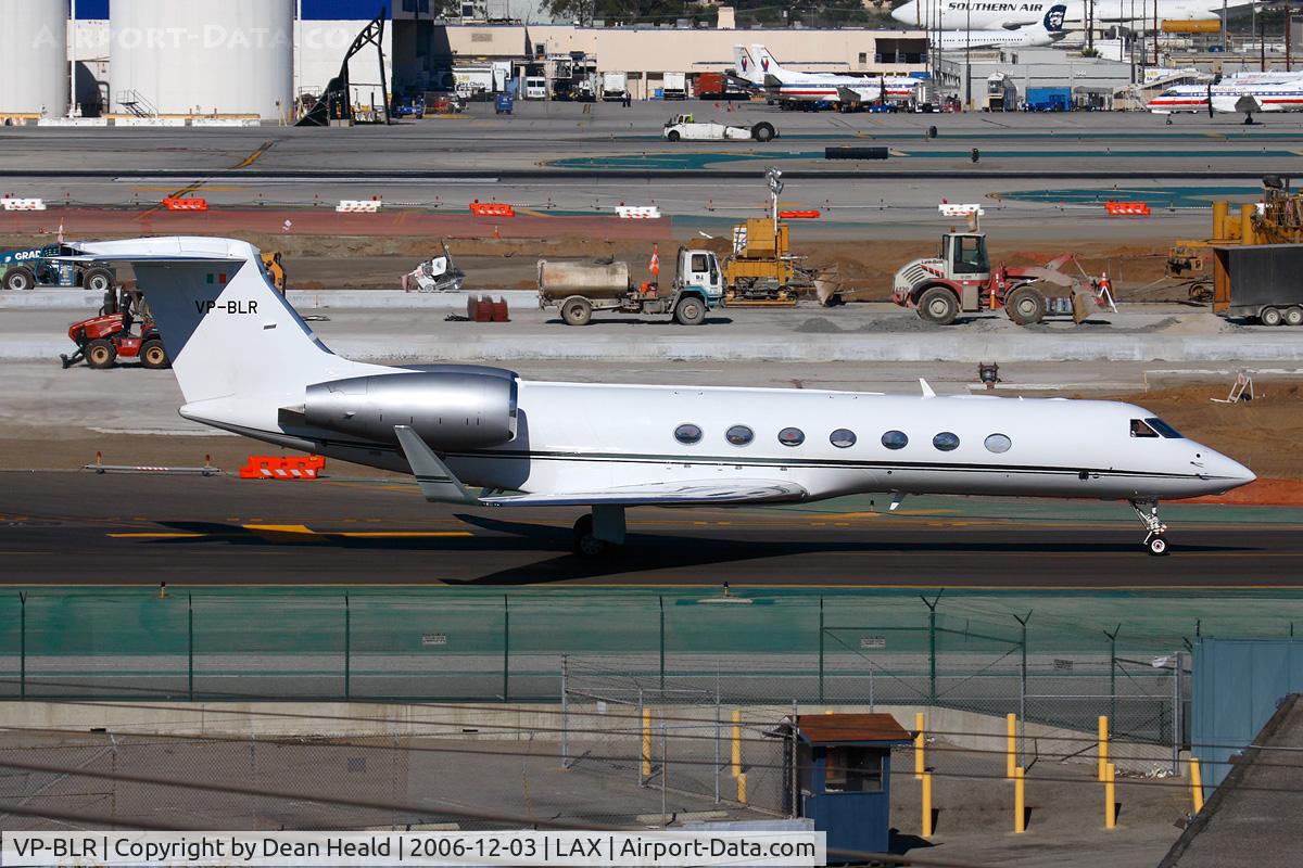 VP-BLR, Gulfstream Aerospace V-SP G550 C/N 5059, International Jet Club G550 (VP-BLR) taxiing to transient parking after arrival on the north side from George Best Belfast City Airport (EGAC) - Belfast, Ireland.