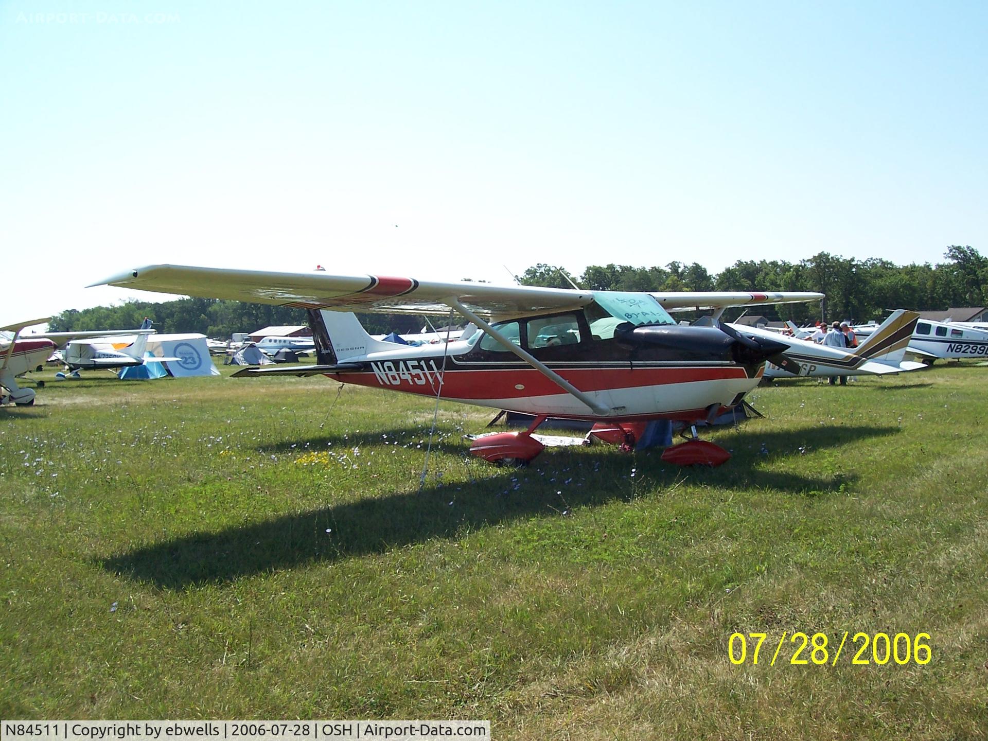N84511, 1969 Cessna 172K Skyhawk C/N 17258504, OSH