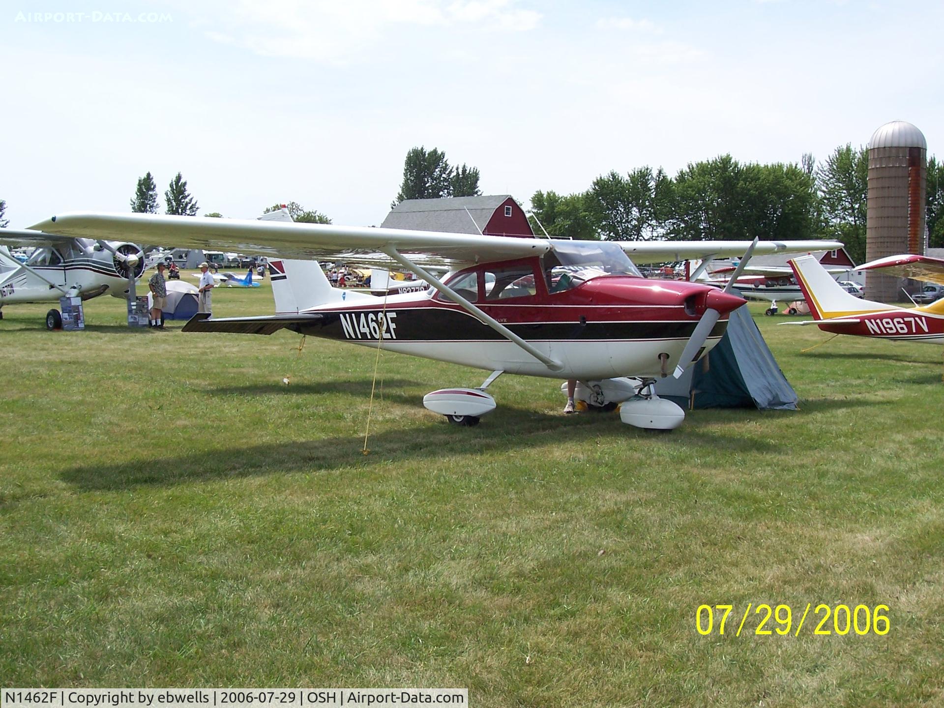 N1462F, 1966 Cessna 172H C/N 17254957, Oshkosh 2006