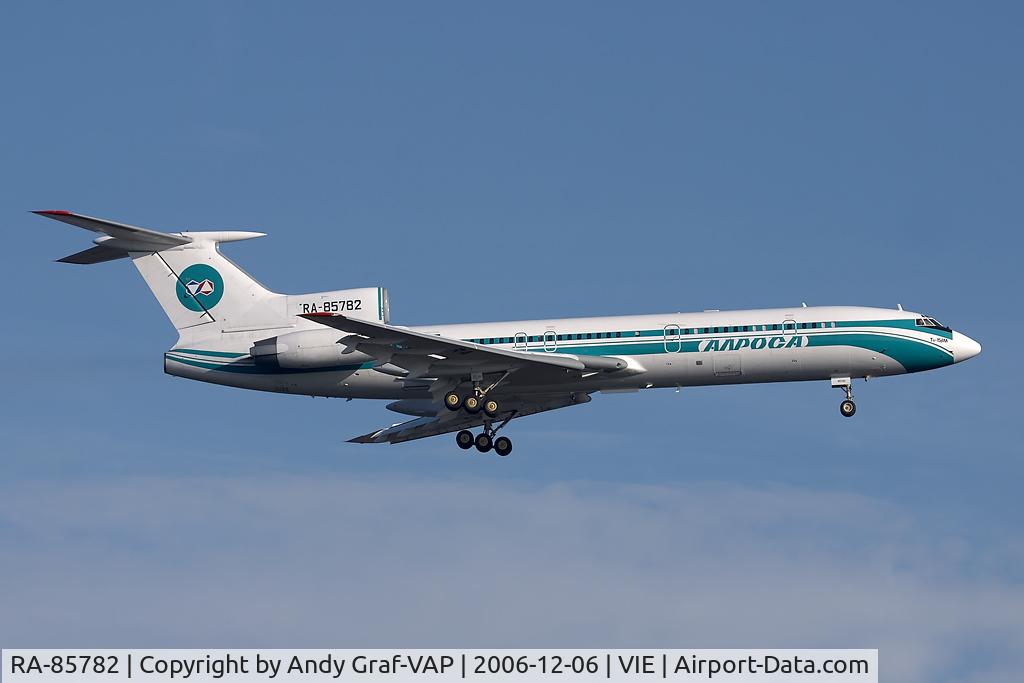 RA-85782, 1993 Tupolev Tu-154M C/N 93A966, Alrosa Tu154M
