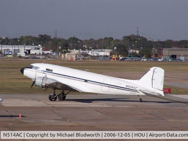 N514AC, 1944 Douglas DC3C (R4D6) C/N 26558, Parking for conversion to an AC-47 for the CAF