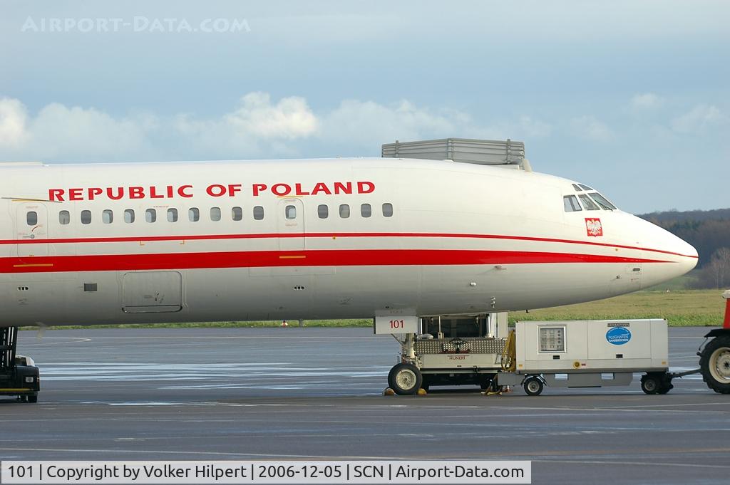 101, 1990 Tupolev Tu-154M C/N 90A837, Tupolew Tu-154M
