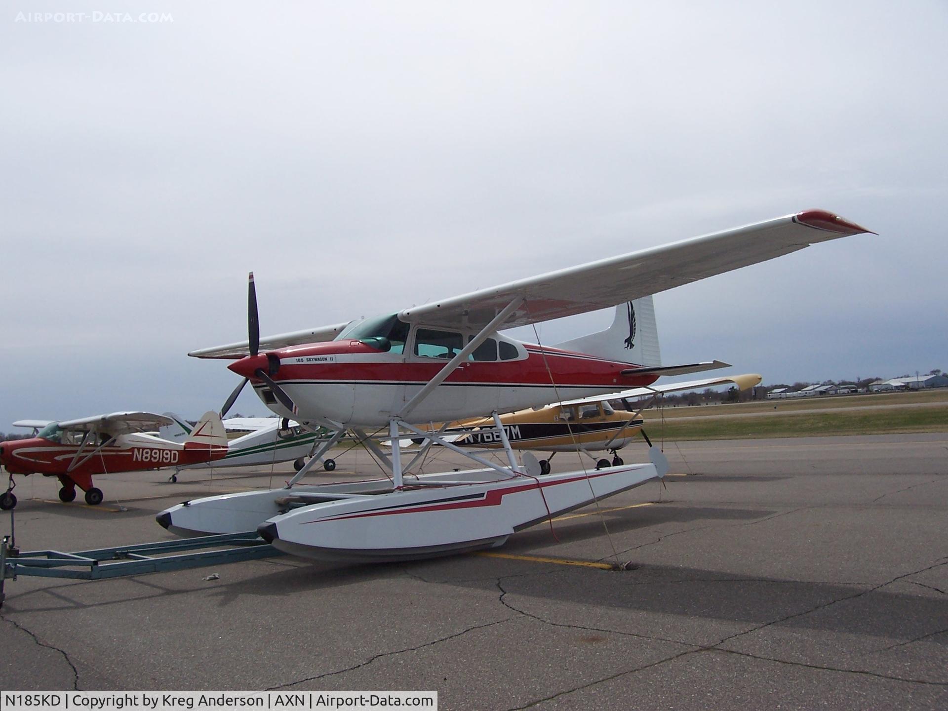 N185KD, 1981 Cessna A185F Skywagon 185 C/N 18504272, Here for the winter?