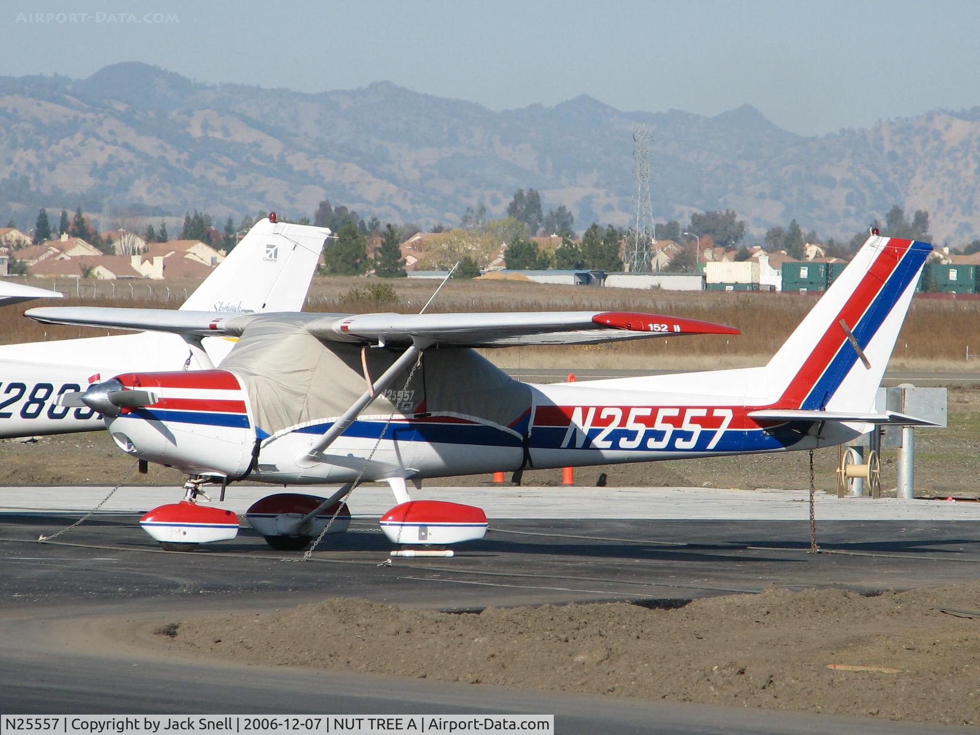 N25557, 1977 Cessna 152 C/N 15280729, Taken at the Nut Tree Airport in Vacaville, Ca.