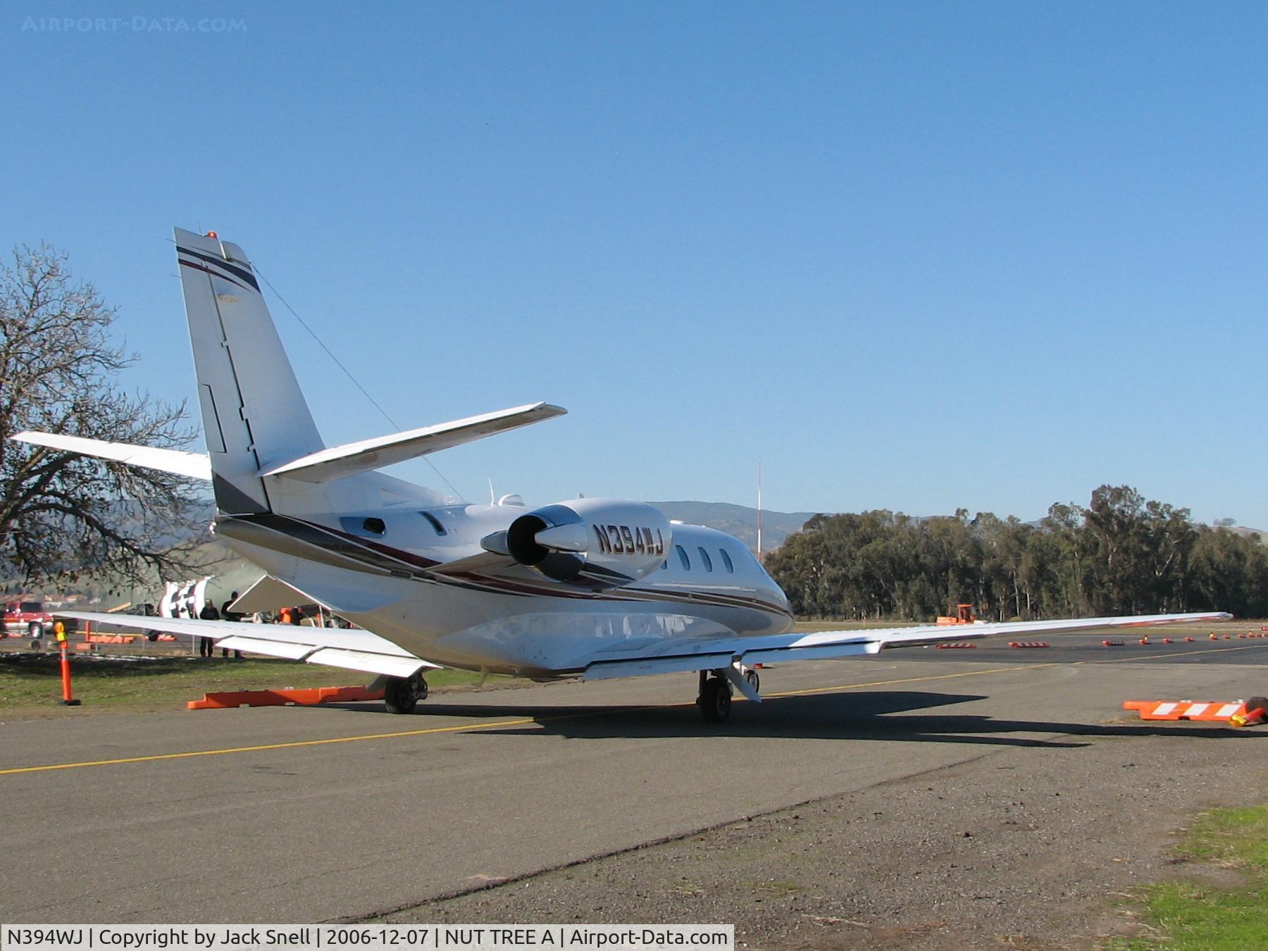 N394WJ, 1988 Dassault-Breguet Falcon (Mystere) 900 C/N 37, Taken at the Nut Tree Airport in Vacaville, Ca.