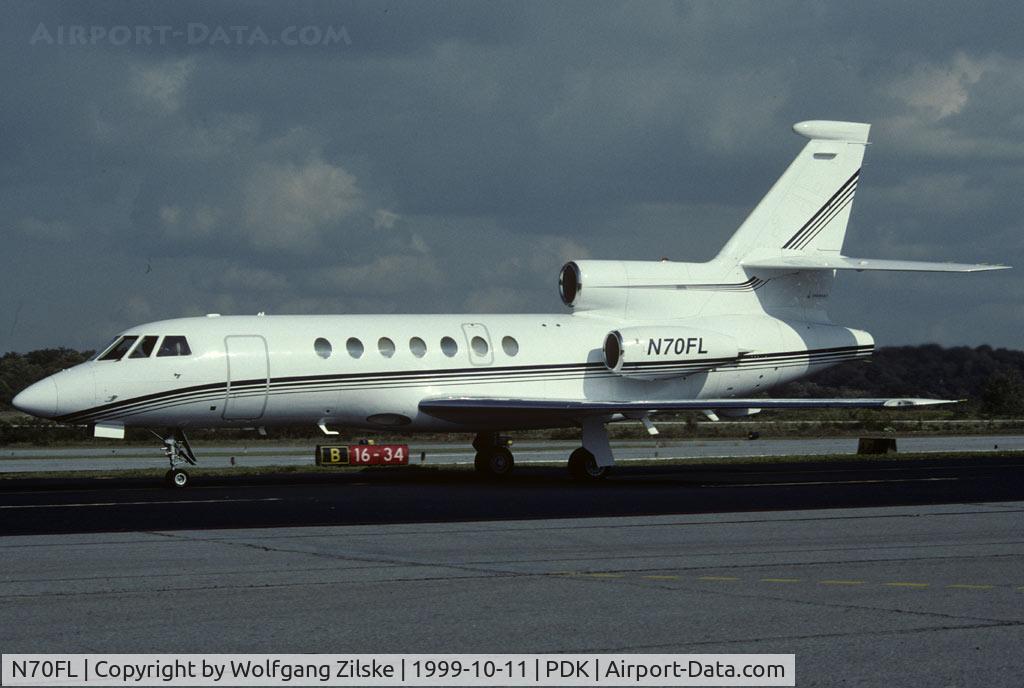 N70FL, 2007 Dassault Falcon 7X C/N 7, visitor