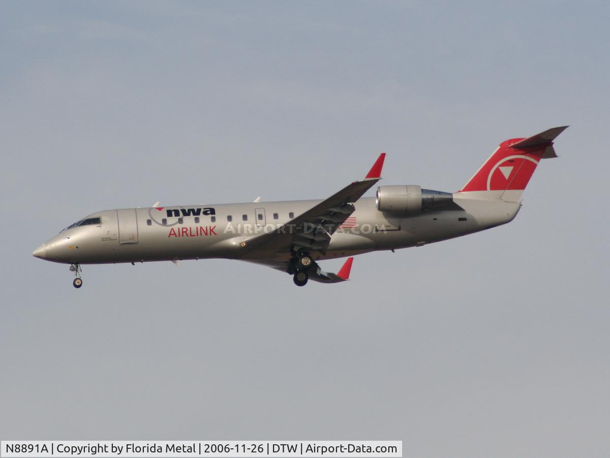 N8891A, 2004 Bombardier CRJ-200 (CL-600-2B19) C/N 7891, CRJ-440