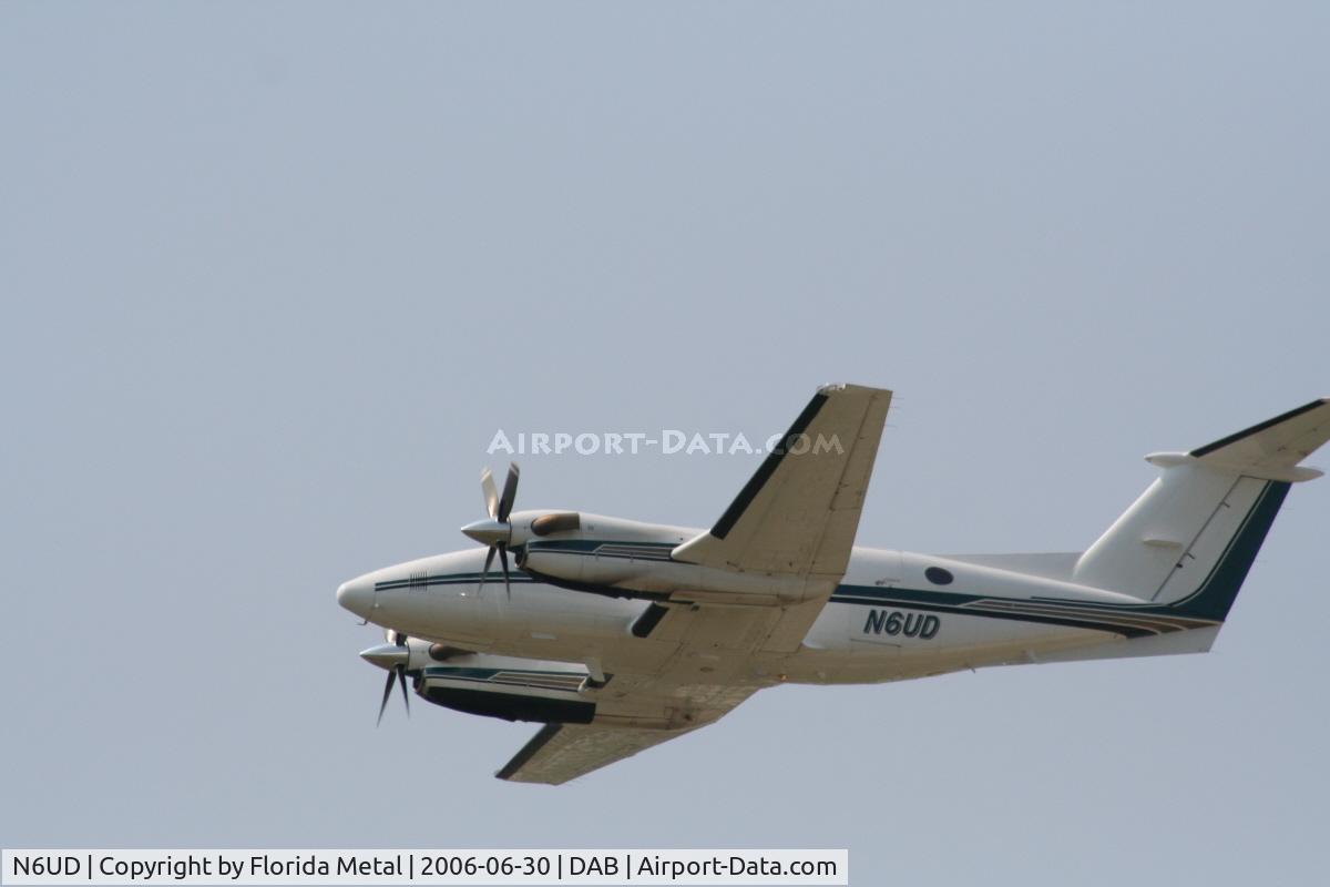 N6UD, 1982 Beech 200 C/N BB-1055, Ultra Motorsports