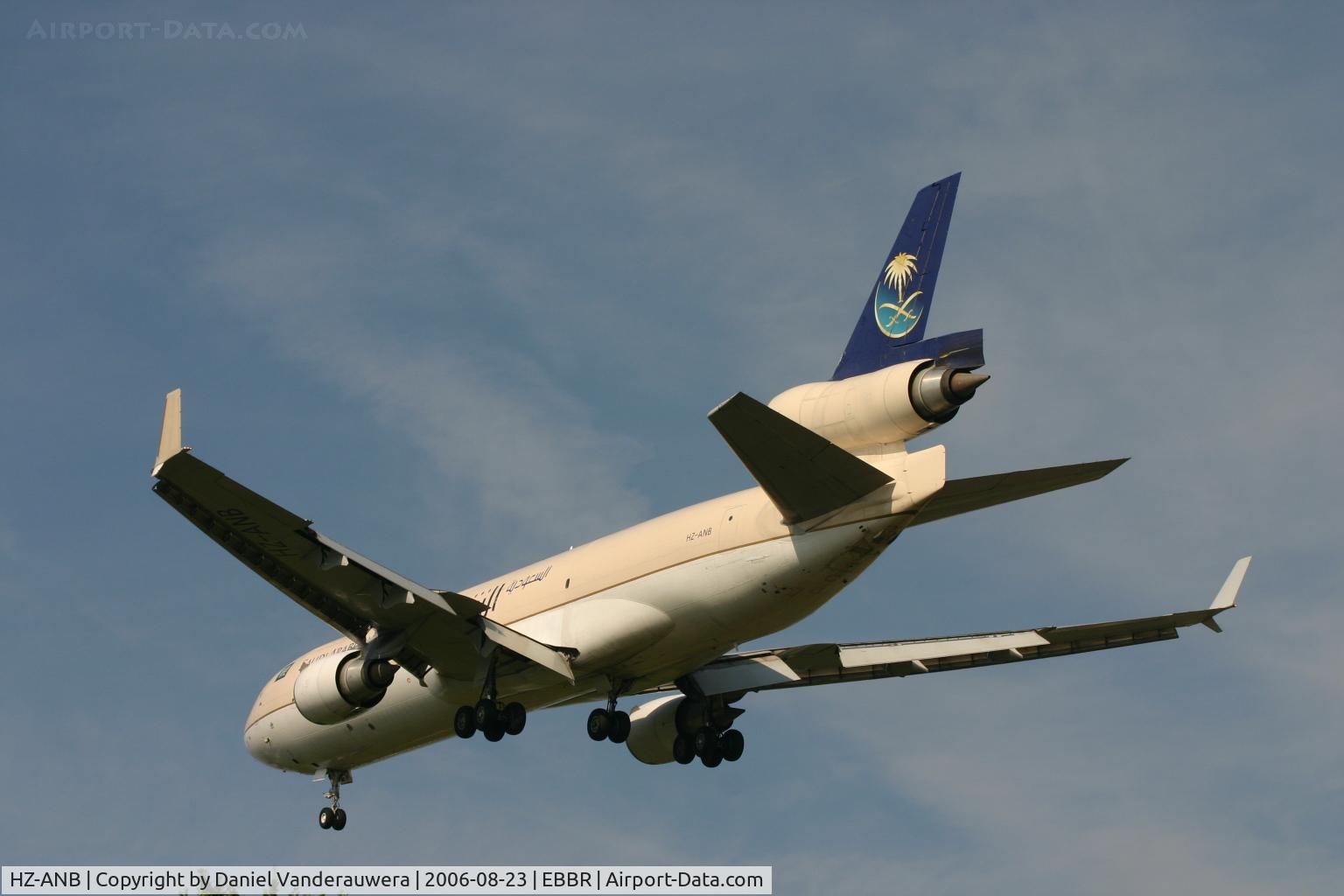 HZ-ANB, 1997 McDonnell Douglas MD-11F C/N 48775, descending to rwy 25R