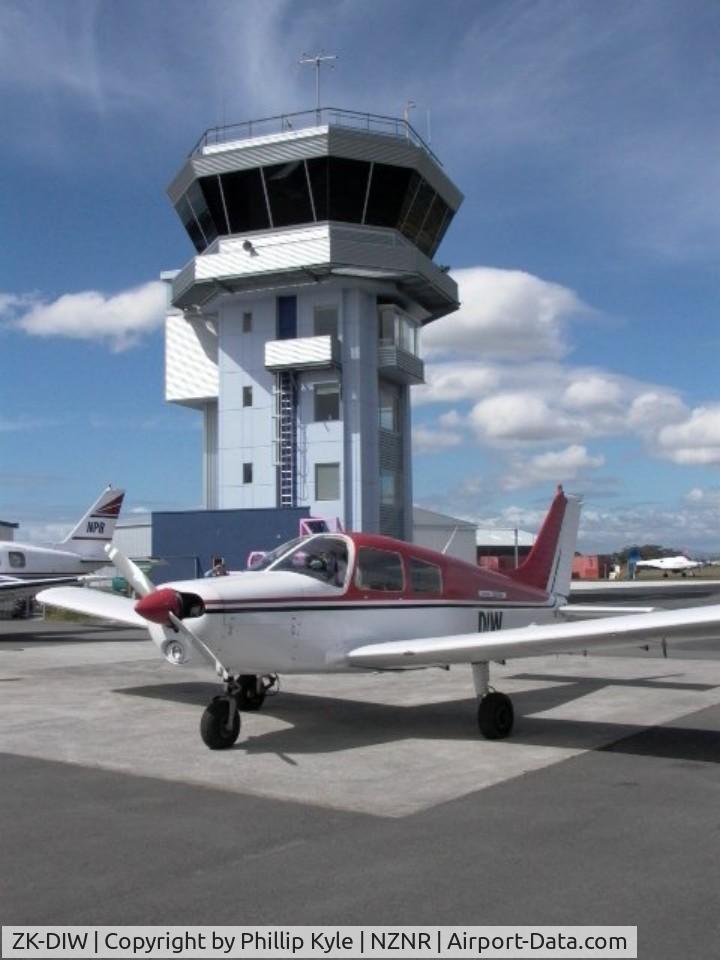 ZK-DIW, 1973 Piper PA-28-140 Cherokee Cruiser C/N 28-7425008, Zk DIW at NApier