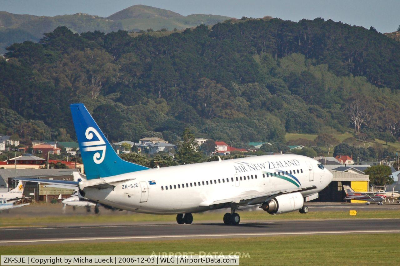 ZK-SJE, 1995 Boeing 737-3K2 C/N 27635, bye bye, Wellington