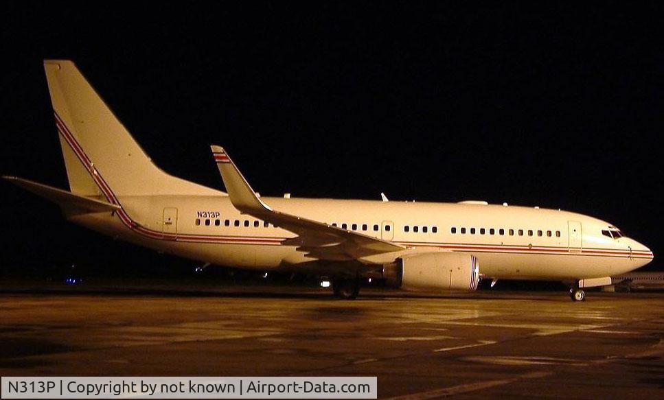 N313P, 2001 Boeing 737-7ET C/N 33010, .