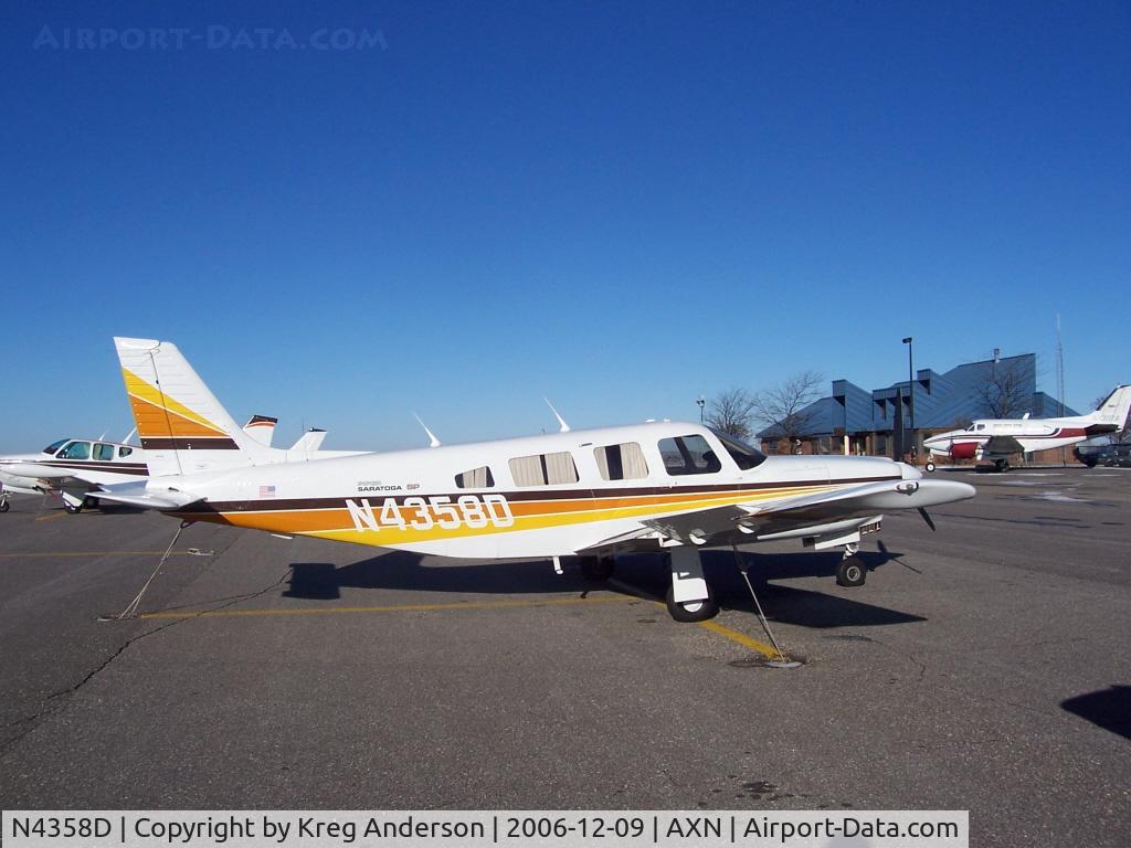 N4358D, 1984 Piper PA-32R-301 C/N 32R-8413015, On the line