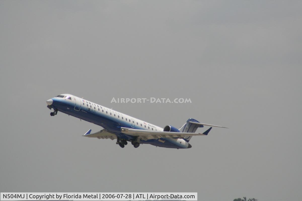 N504MJ, 2002 Bombardier CRJ-700 (CL-600-2C10) Regional Jet C/N 10066, United Express