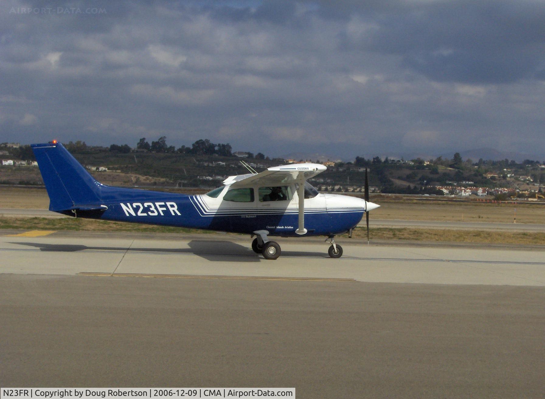 N23FR, 1982 Cessna 172P C/N 17275772, 1982 Cessna 172P, Lycoming O-320-H2AD 160 Hp, taxi