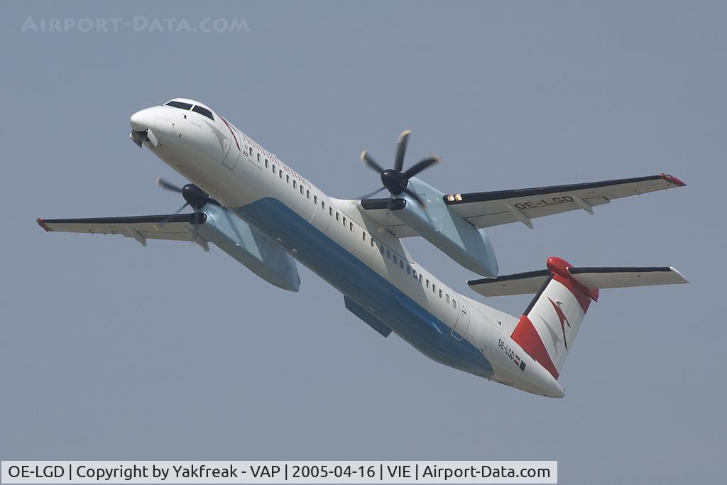 OE-LGD, 2000 De Havilland Canada DHC-8-402Q Dash 8 C/N 4027, Austrian Arrows Dash 8-400