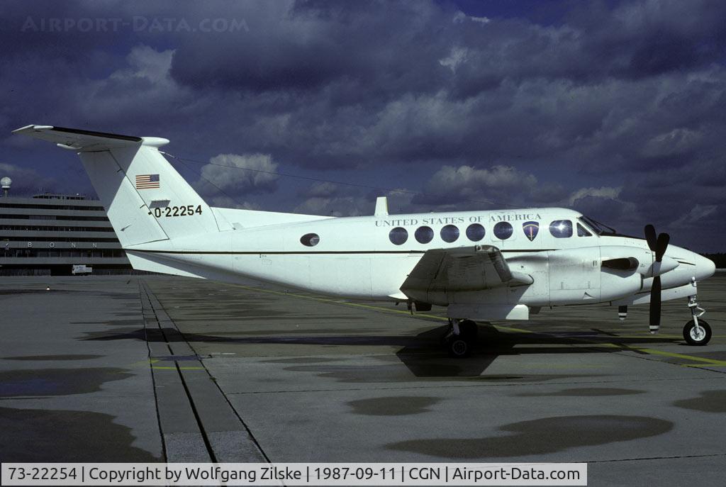 73-22254, 1975 Beech C-12C Huron C/N BC-005, visitor