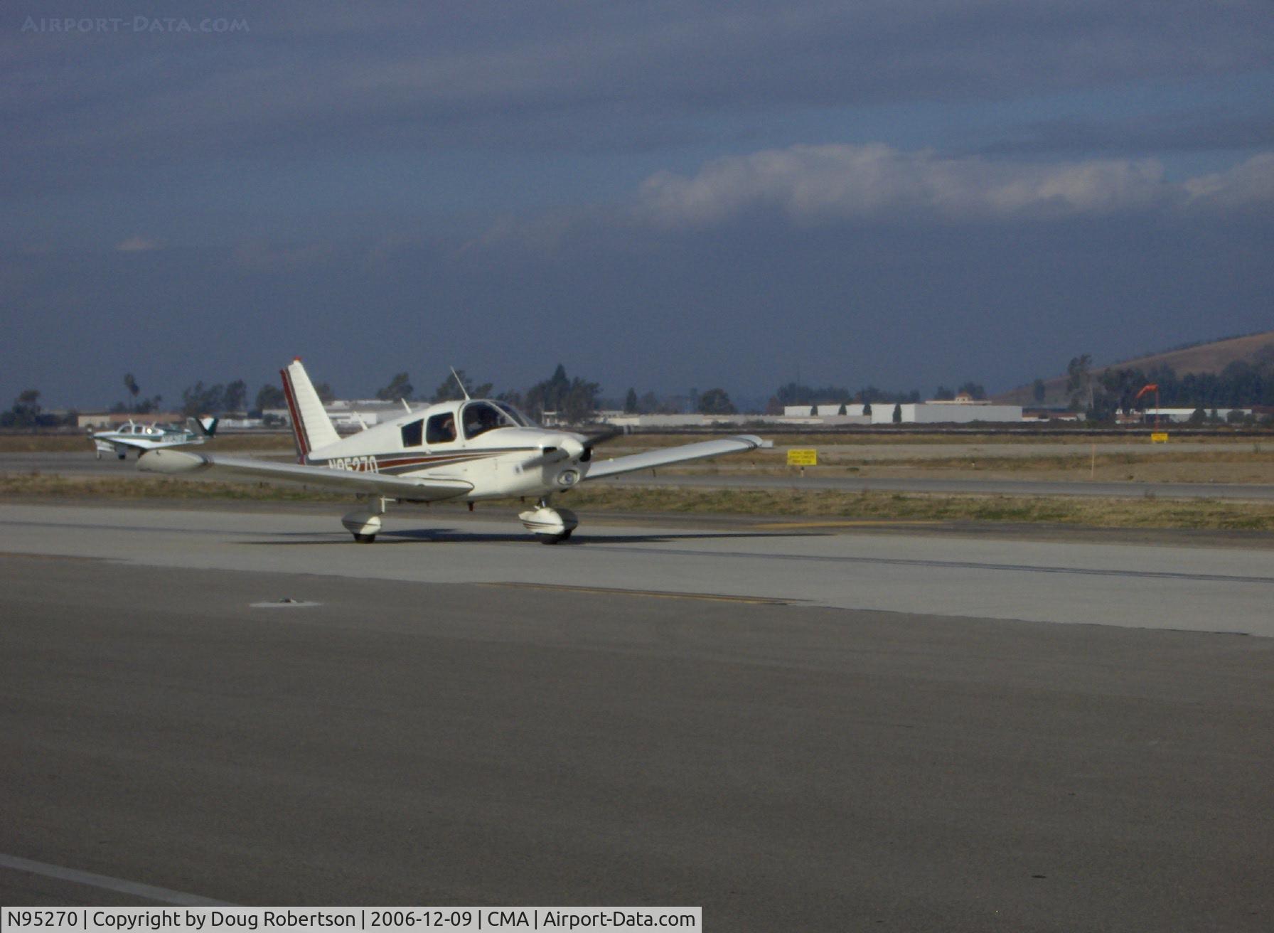 N95270, 1969 Piper PA-28-140 C/N 28-25870, 1969 Piper PA-28-140 CHEROKEE CRUISER, Lycoming O-320-E2A 150 Hp, taxi