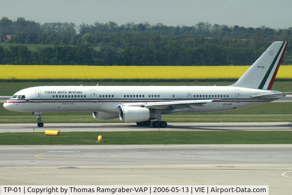 TP-01, 1987 Boeing 757-225 C/N 22690, Mexico Air Force B757-200
