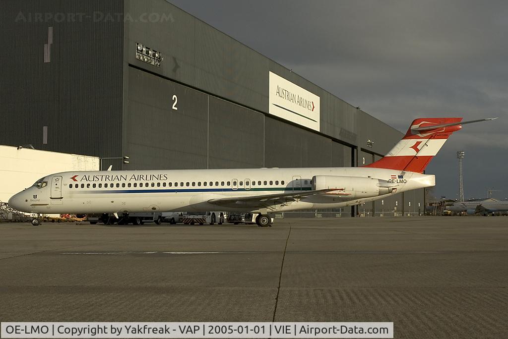 OE-LMO, 1990 McDonnell Douglas MD-87 (DC-9-87) C/N 49888, Austrian Airlines MD87