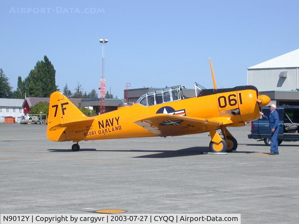 N9012Y, 1944 North American SNJ-5 Texan Texan C/N 85061, Comox Airshow 2003