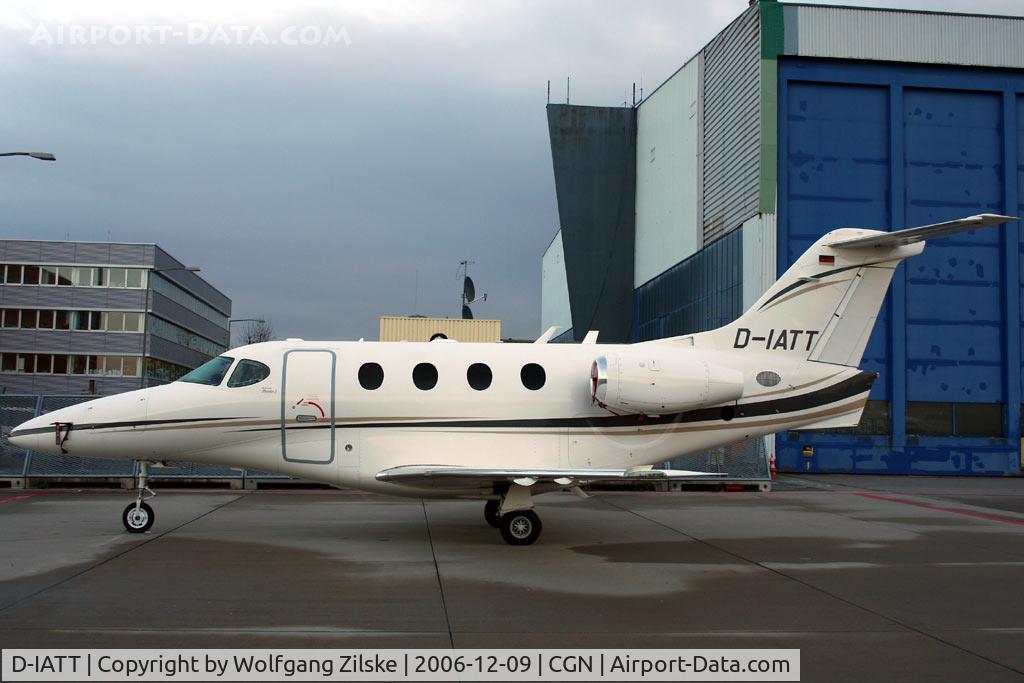 D-IATT, 2002 Raytheon 390 Premier I C/N RB-48, visitor