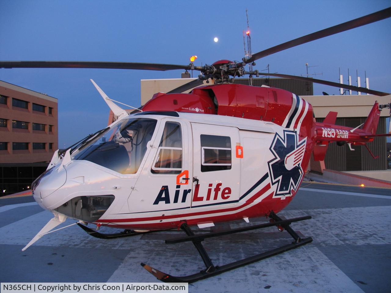 N365CH, 1989 Eurocopter-Kawasaki BK-117B-1 C/N 7169, MMB BK-117A4 Based at Carle Foundation Hospital Level 1 Trauma Center