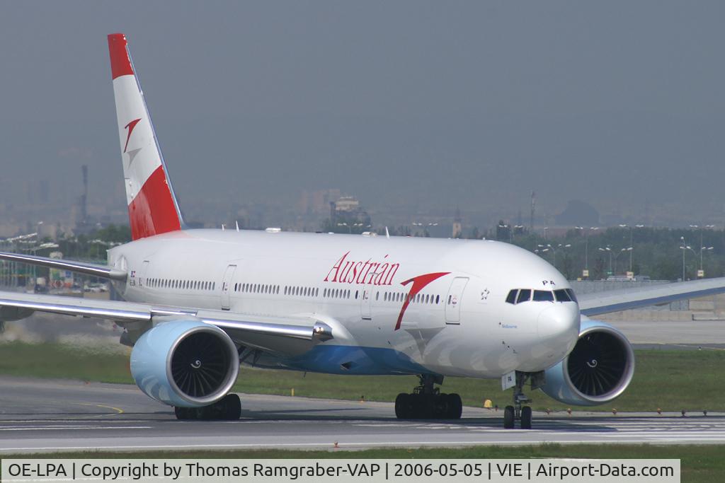 OE-LPA, 1997 Boeing 777-2Z9/ER C/N 28698, Austrian B777-200