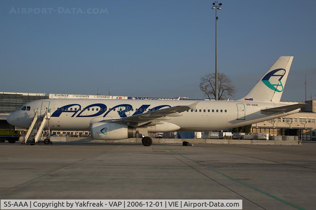S5-AAA, 1988 Airbus A320-231 C/N 0043, Adria Airways Airbus 320