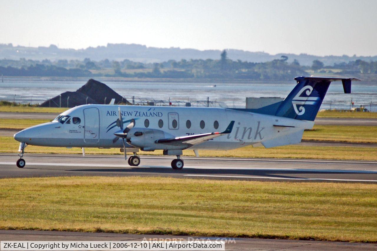 ZK-EAL, 2001 Raytheon Aircraft Company 1900D C/N UE-435, Arriving in Auckland