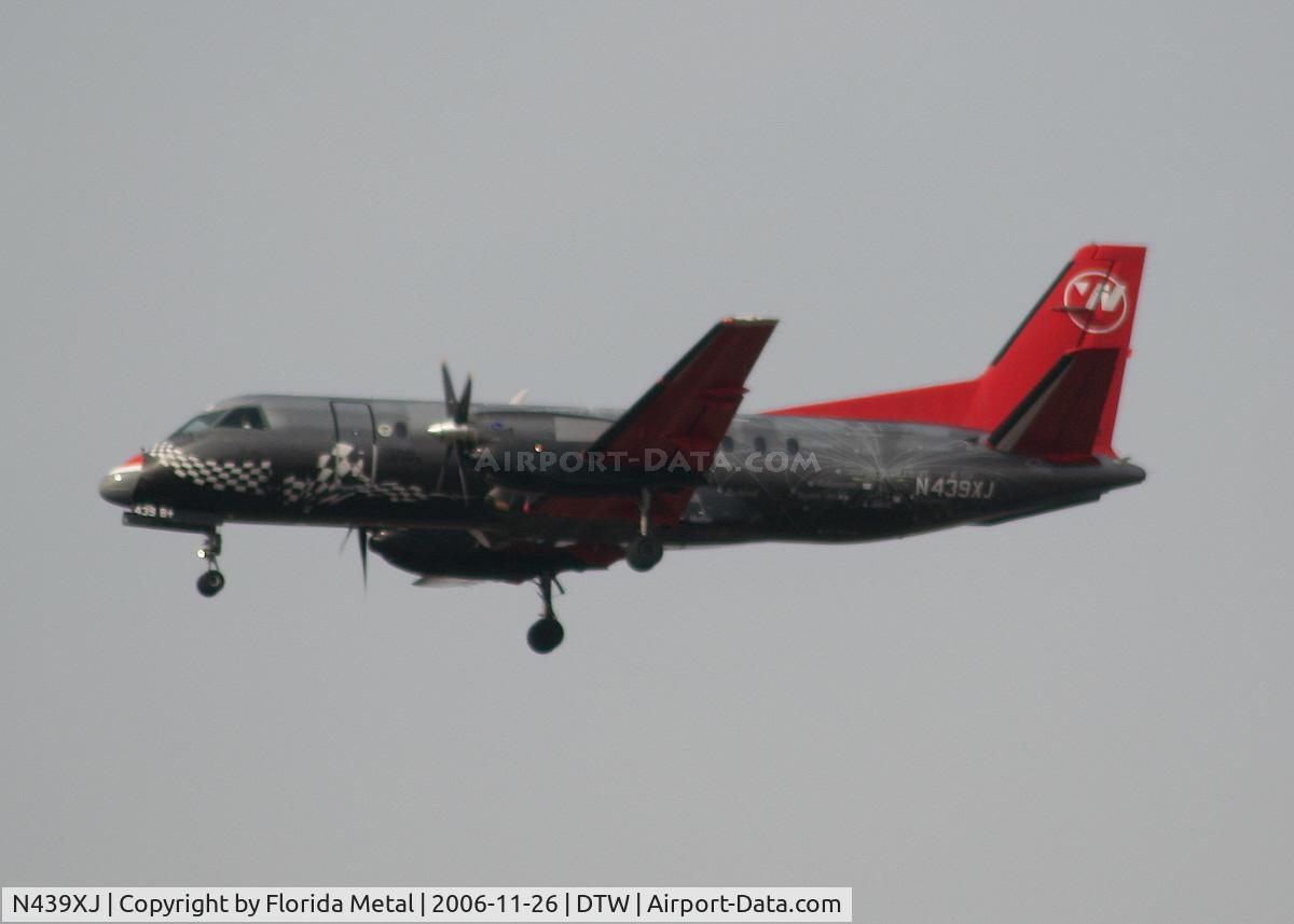 N439XJ, 1998 Saab 340B C/N 340B-439, Mesaba Anniversary colors
