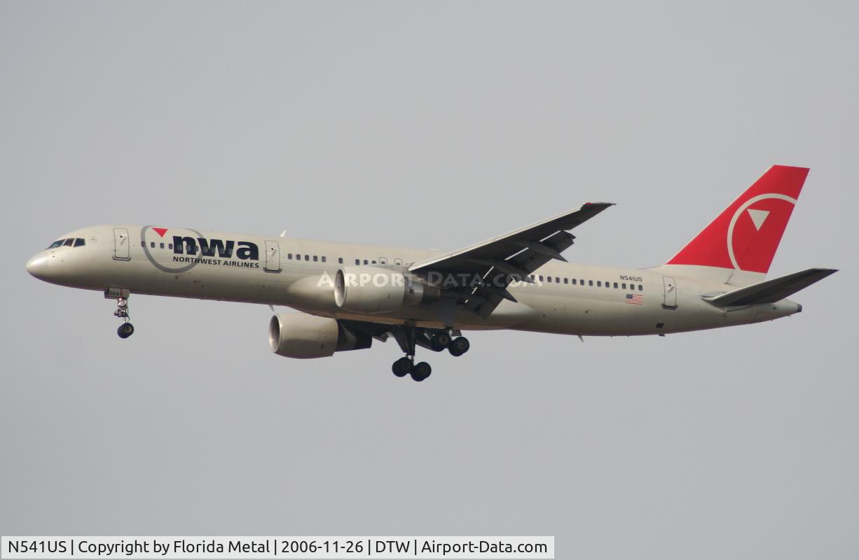N541US, 1996 Boeing 757-251 C/N 26488, Northwest