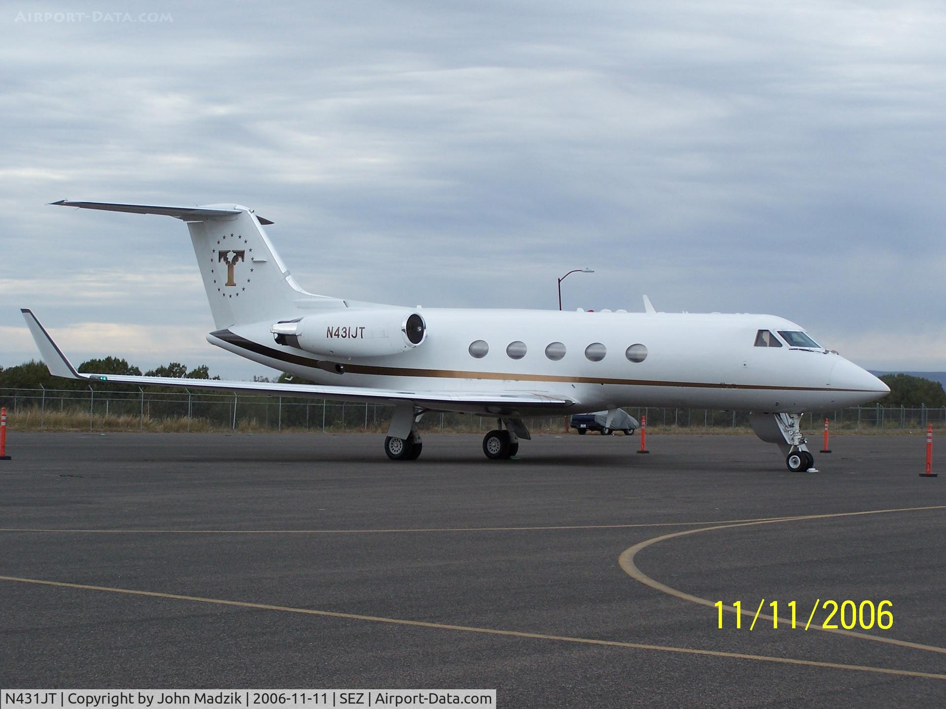 N431JT, 1984 Gulfstream Aerospace G-1159A Gulfstream III C/N 417, Sedona Airport
