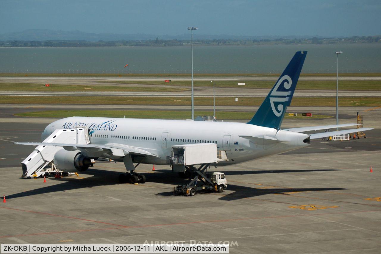 ZK-OKB, 2005 Boeing 777-219/ER C/N 34376, Getting ready for the next flight