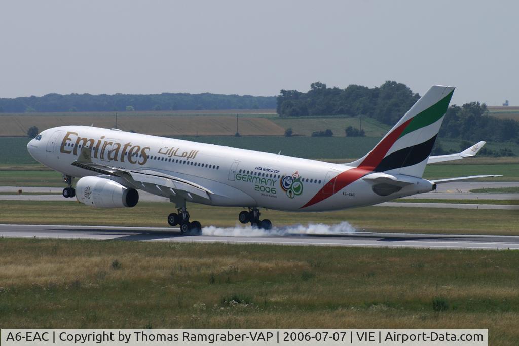 A6-EAC, 2000 Airbus A330-243 C/N 372, Emirates A330-200