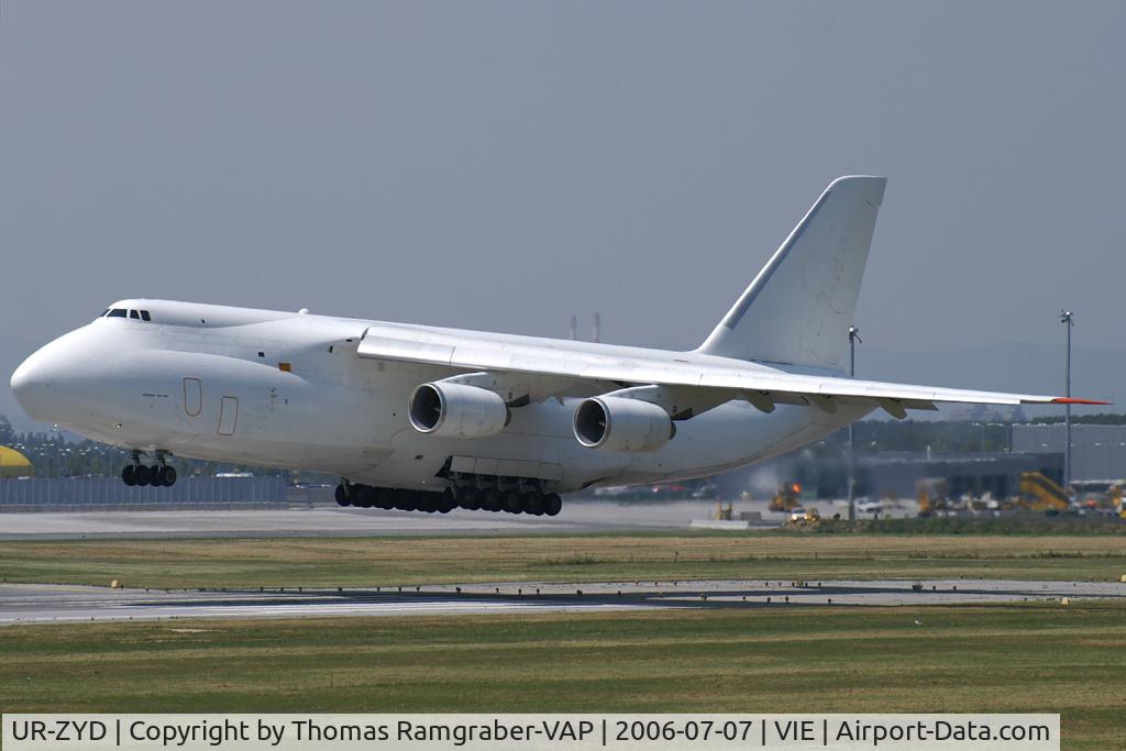 UR-ZYD, 2003 Antonov An-124-100 Ruslan C/N 19530502843, Kiev Aviation Plant (AVIANT) An124