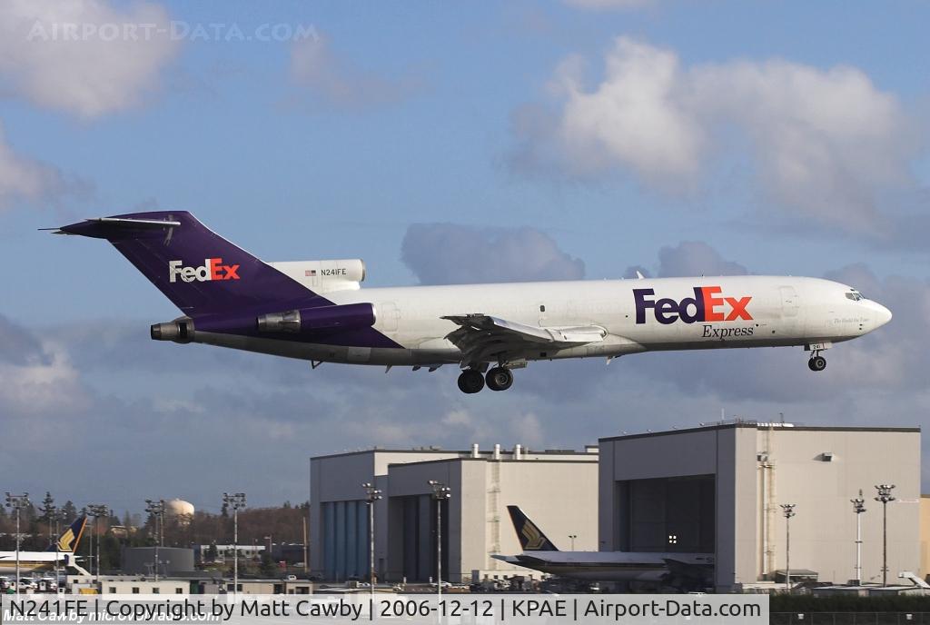 N241FE, 1975 Boeing 727-277 C/N 20979, Headed for the Goodrich hangar