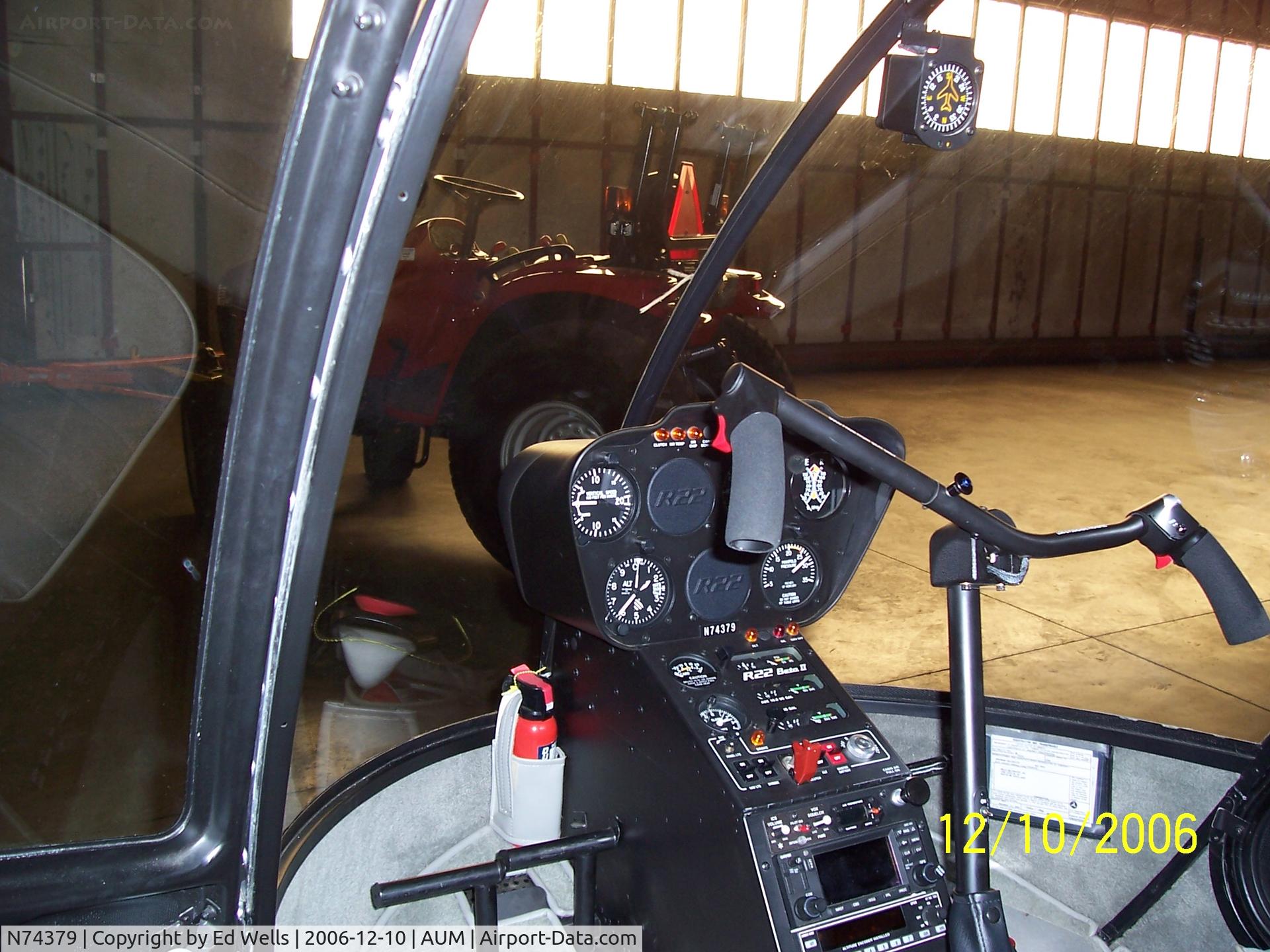 N74379, 2005 Robinson R22 BETA C/N 3789, Panel