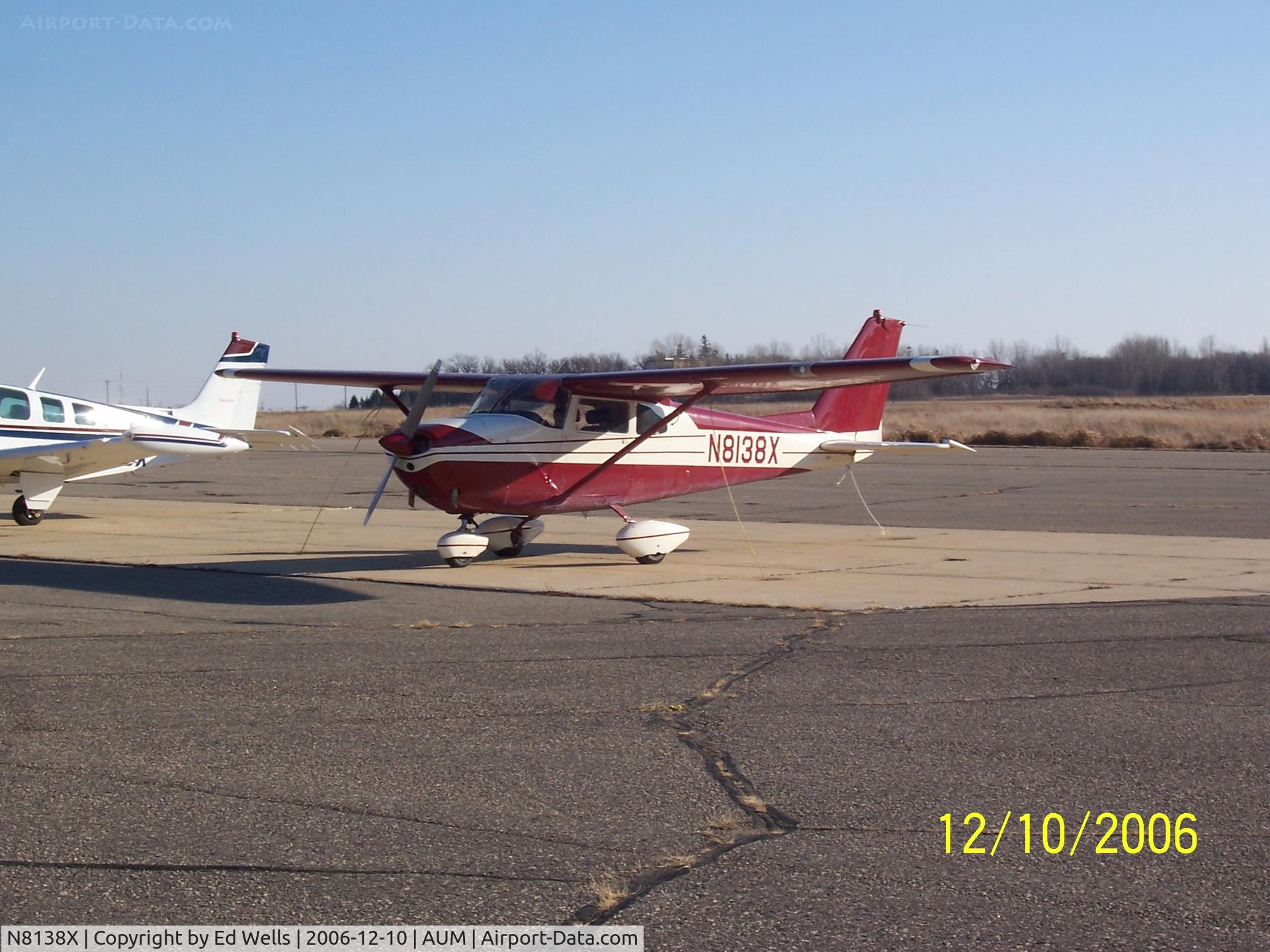 N8138X, 1961 Cessna 172B C/N 17248638, AUM on the ramp.