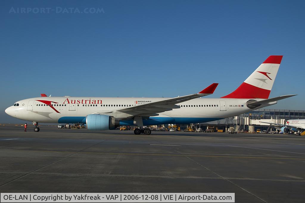 OE-LAN, 1997 Airbus A330-223 C/N 195, Austrian Airlines Airbus 330-200