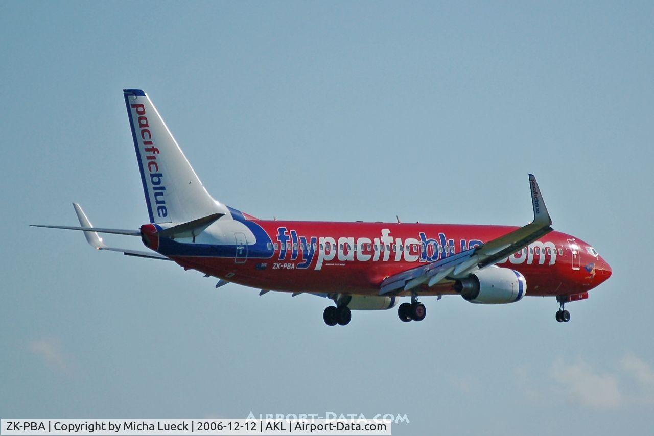 ZK-PBA, 2003 Boeing 737-8FE C/N 33796, On short finals