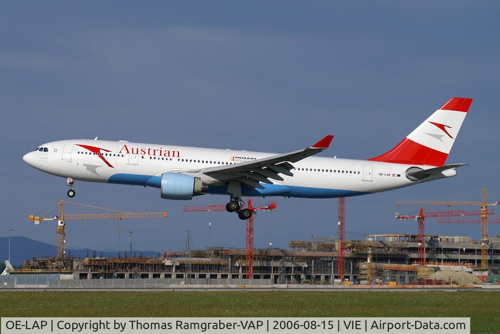 OE-LAP, 2000 Airbus A330-223 C/N 317, Austrian A330-200